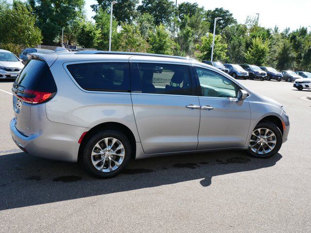 2021 Chrysler Pacifica Touring-L