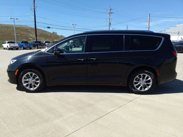 2021 Chrysler Pacifica Touring-L