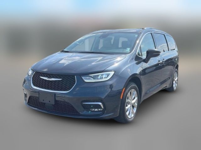 2021 Chrysler Pacifica Touring-L