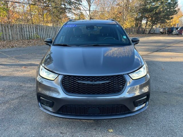 2021 Chrysler Pacifica Touring-L