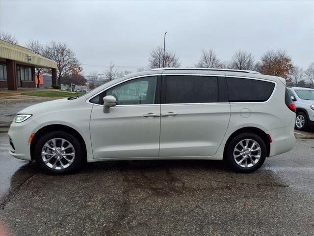 2021 Chrysler Pacifica Touring-L