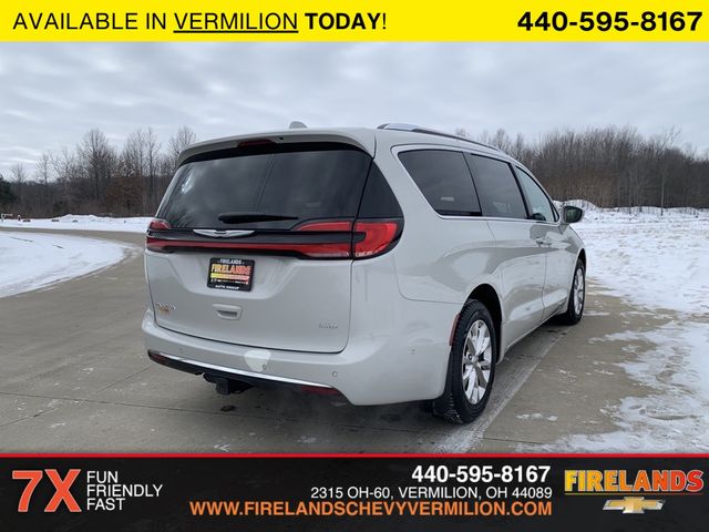 2021 Chrysler Pacifica Touring-L