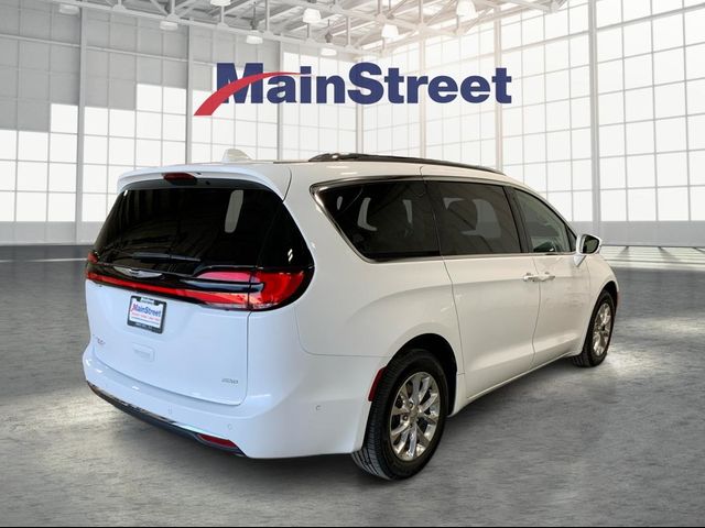 2021 Chrysler Pacifica Touring-L