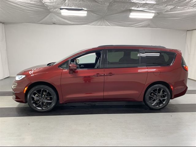 2021 Chrysler Pacifica Touring-L