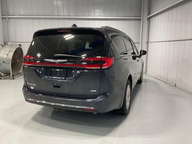 2021 Chrysler Pacifica Touring-L