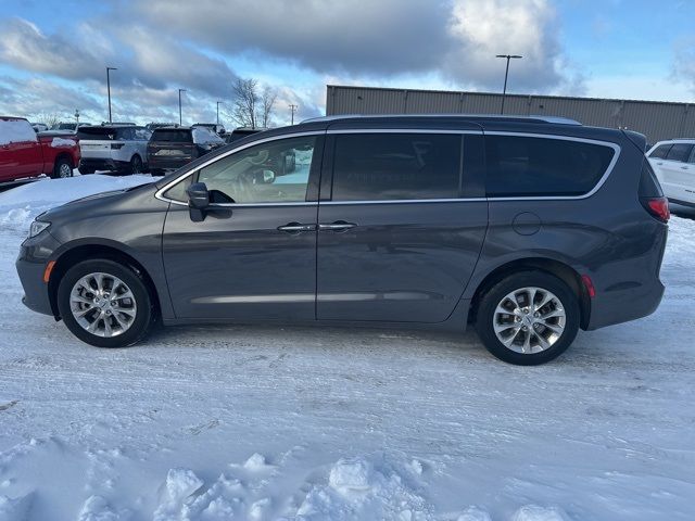 2021 Chrysler Pacifica Touring-L