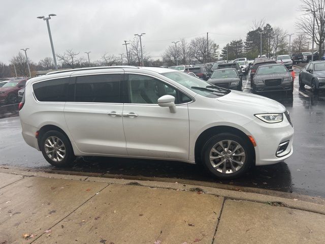 2021 Chrysler Pacifica Touring-L