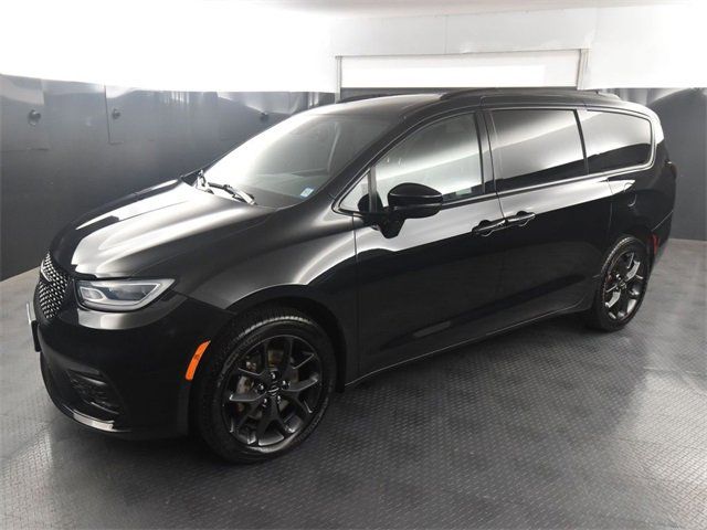 2021 Chrysler Pacifica Touring-L