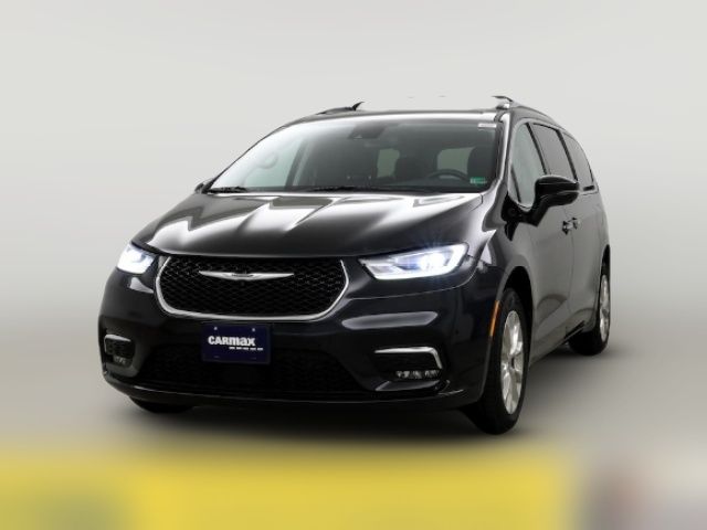 2021 Chrysler Pacifica Touring-L