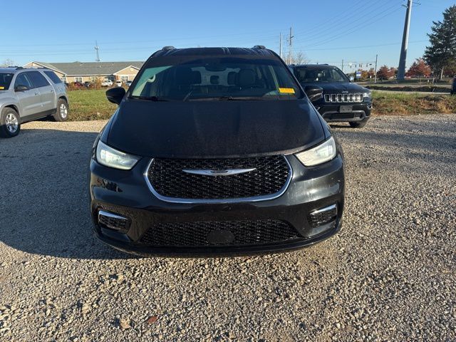 2021 Chrysler Pacifica Touring-L