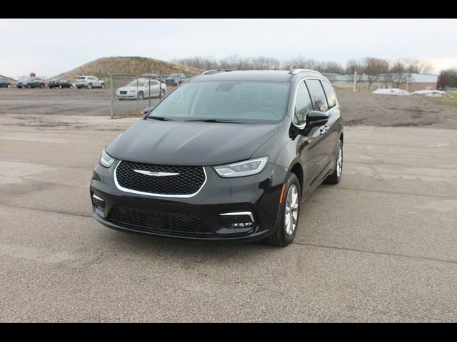 2021 Chrysler Pacifica Touring-L