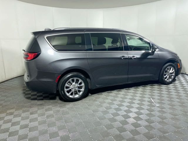 2021 Chrysler Pacifica Touring-L