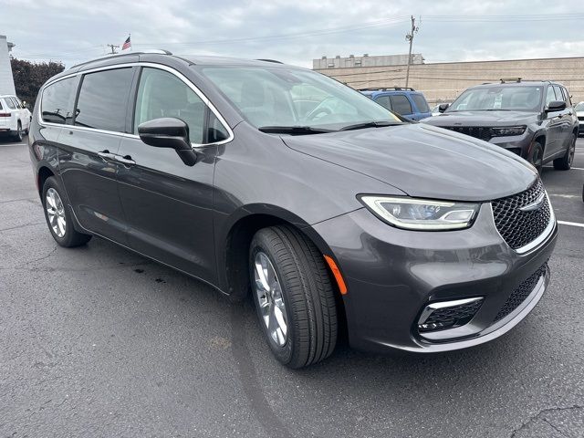 2021 Chrysler Pacifica Touring-L