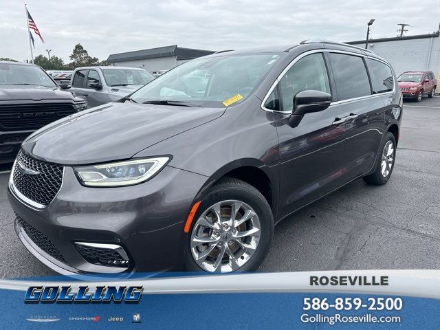 2021 Chrysler Pacifica Touring-L