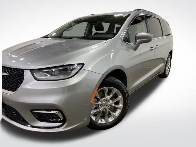 2021 Chrysler Pacifica Touring-L