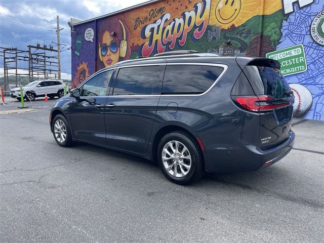 2021 Chrysler Pacifica Touring-L