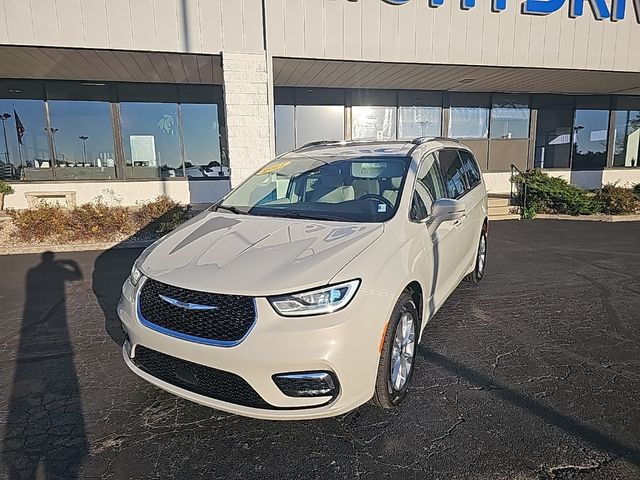 2021 Chrysler Pacifica Touring-L