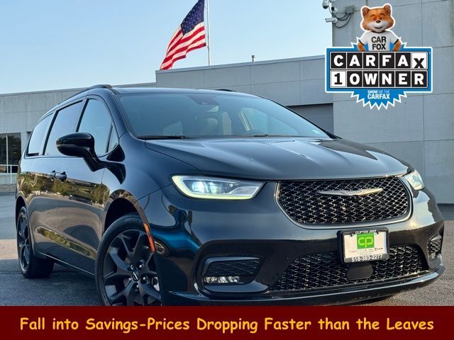 2021 Chrysler Pacifica Touring-L