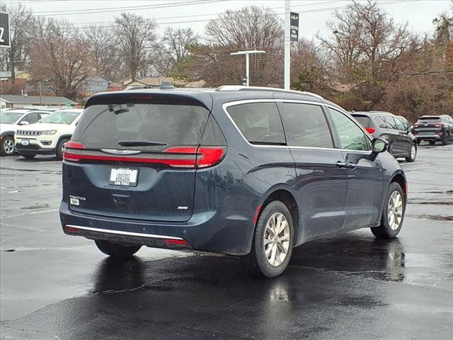 2021 Chrysler Pacifica Touring-L