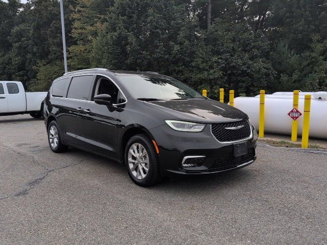 2021 Chrysler Pacifica Touring-L