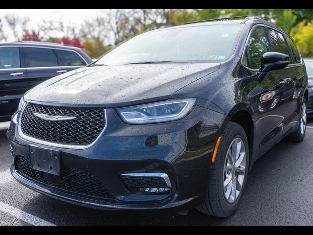 2021 Chrysler Pacifica Touring-L