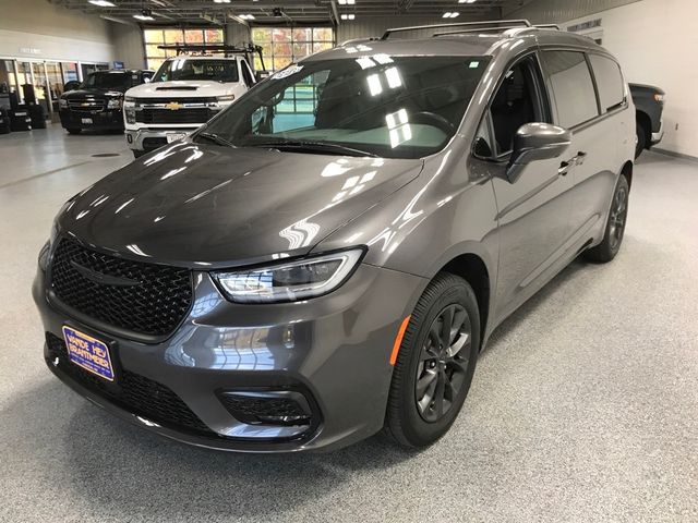 2021 Chrysler Pacifica Touring-L