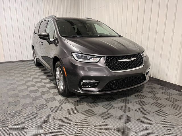 2021 Chrysler Pacifica Touring-L