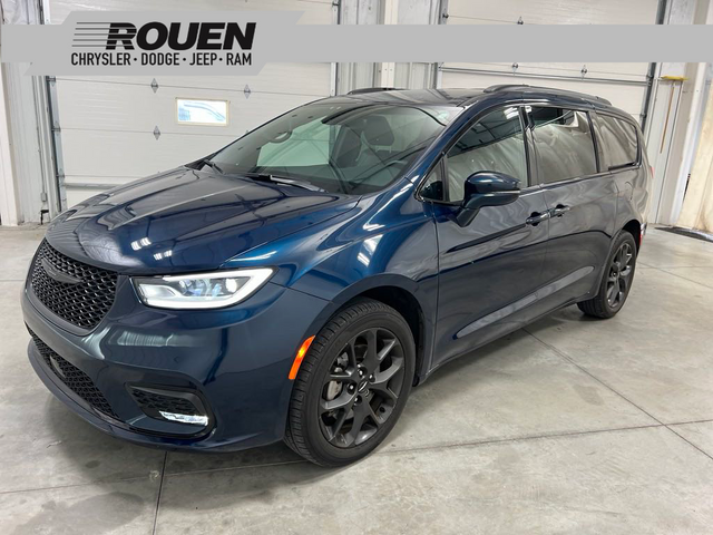 2021 Chrysler Pacifica Touring-L