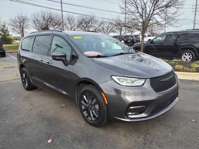 2021 Chrysler Pacifica Touring-L