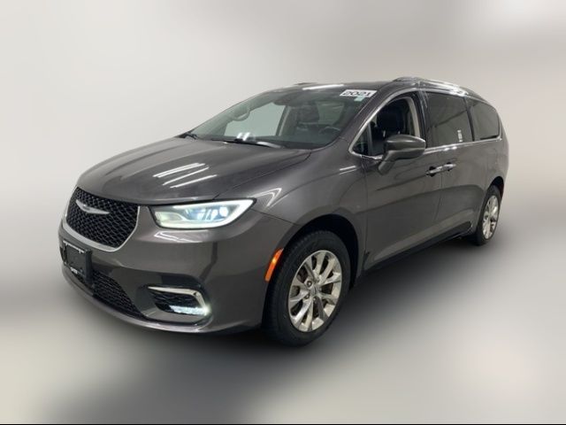 2021 Chrysler Pacifica Touring-L