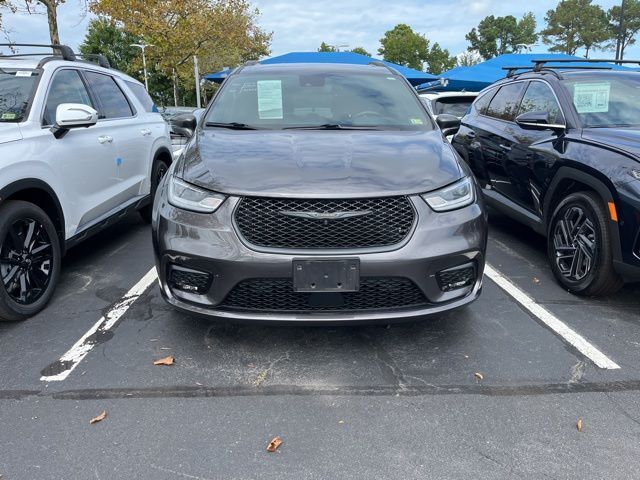 2021 Chrysler Pacifica Touring-L