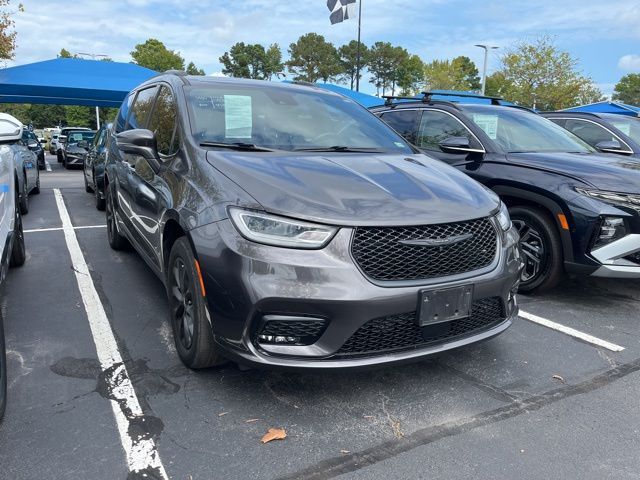 2021 Chrysler Pacifica Touring-L