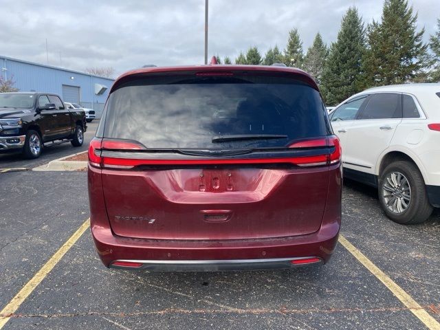 2021 Chrysler Pacifica Touring-L