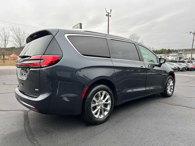 2021 Chrysler Pacifica Touring-L