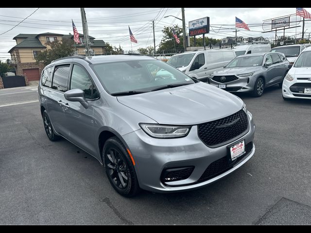 2021 Chrysler Pacifica Touring-L