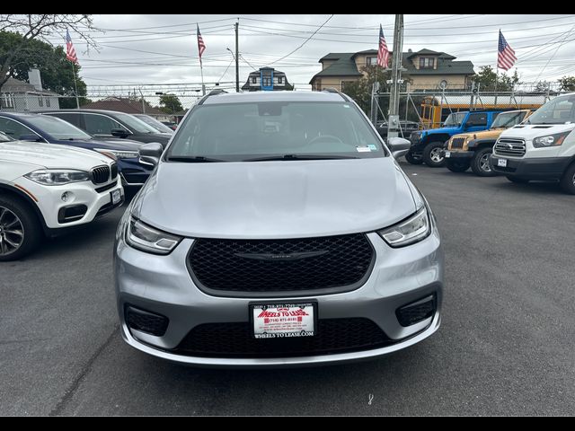 2021 Chrysler Pacifica Touring-L