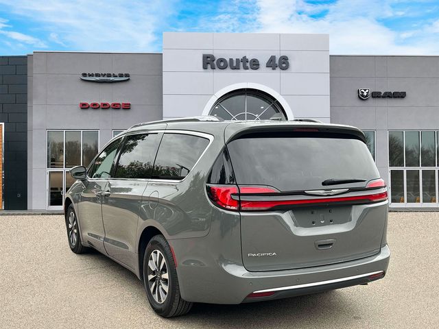 2021 Chrysler Pacifica Touring-L