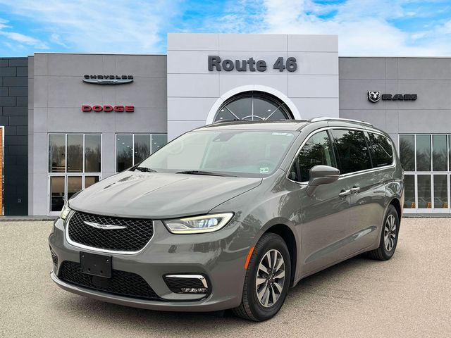 2021 Chrysler Pacifica Touring-L