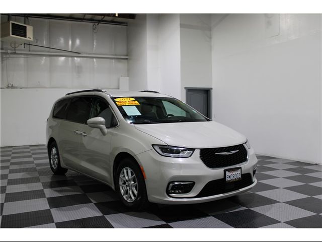2021 Chrysler Pacifica Touring-L