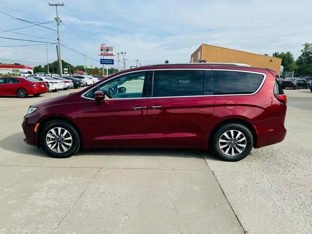 2021 Chrysler Pacifica Touring-L