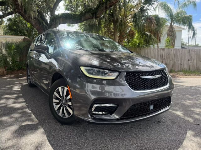 2021 Chrysler Pacifica Touring-L