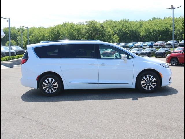 2021 Chrysler Pacifica Hybrid Limited