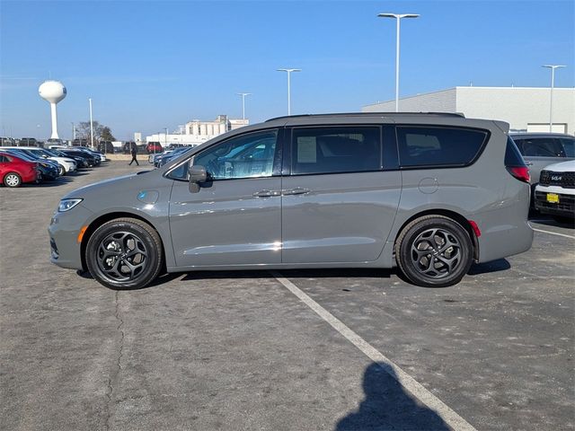 2021 Chrysler Pacifica Hybrid Limited