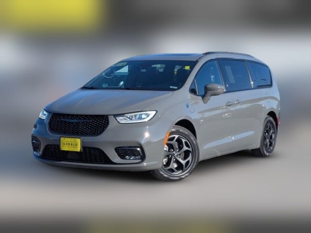 2021 Chrysler Pacifica Hybrid Limited