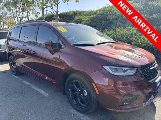 2021 Chrysler Pacifica Hybrid Limited