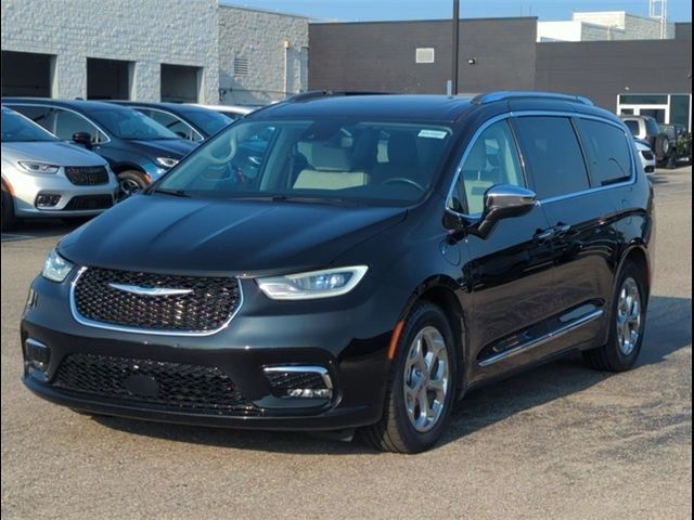 2021 Chrysler Pacifica Hybrid Limited