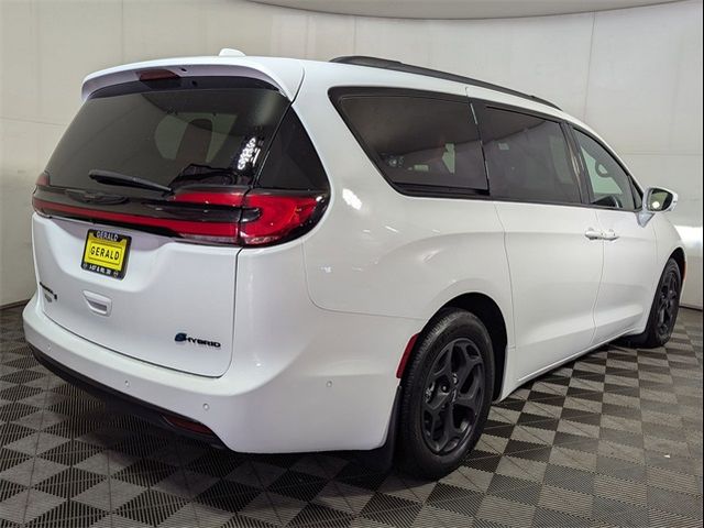 2021 Chrysler Pacifica Hybrid Limited