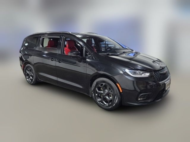 2021 Chrysler Pacifica Hybrid Limited