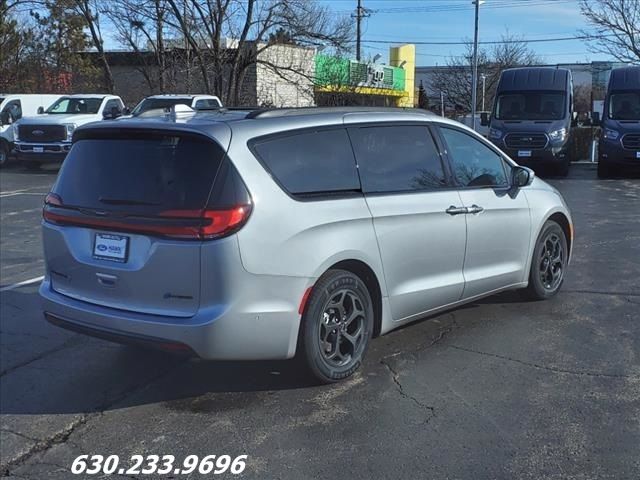 2021 Chrysler Pacifica Hybrid Limited