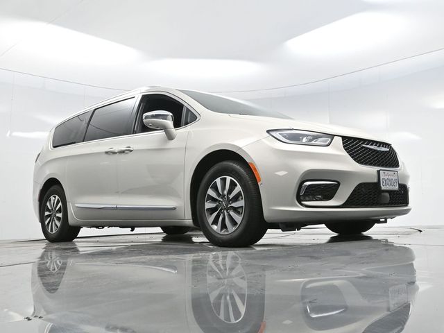 2021 Chrysler Pacifica Hybrid Limited